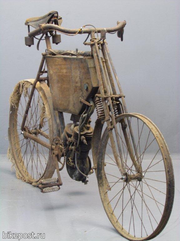 Старый велоцикл AV 1903
