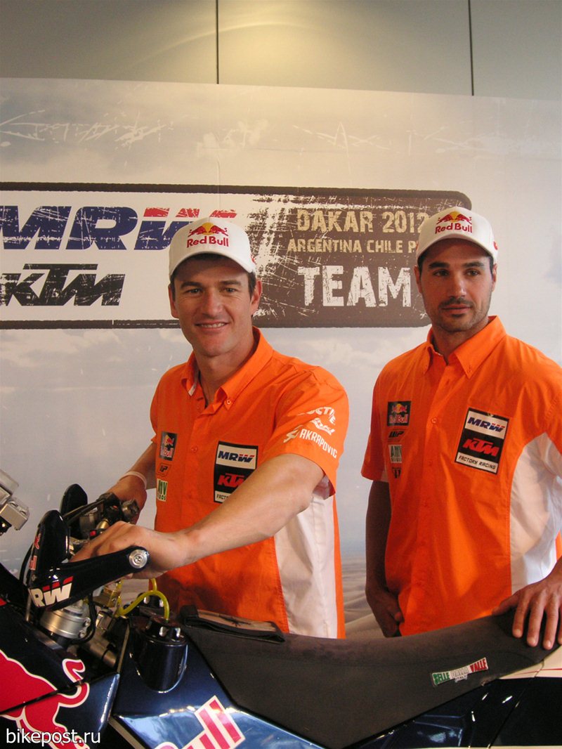 Марк Кома и Хуан Педреро на презентации MRW Red Bull AMV KTM 450 Rally