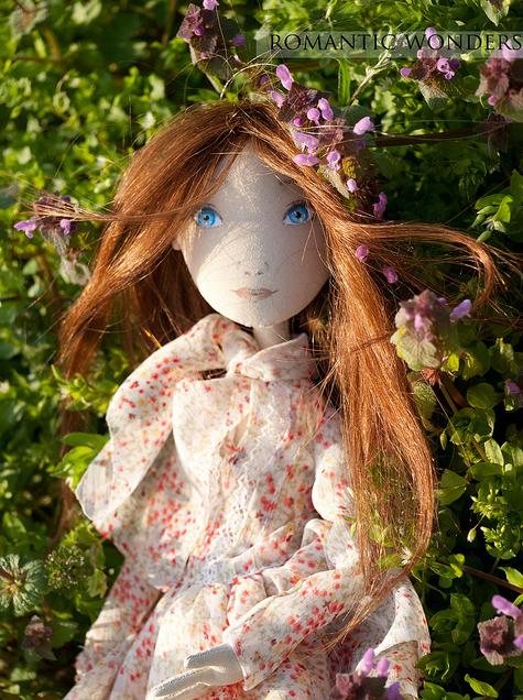 кукла с натуральными волосами
